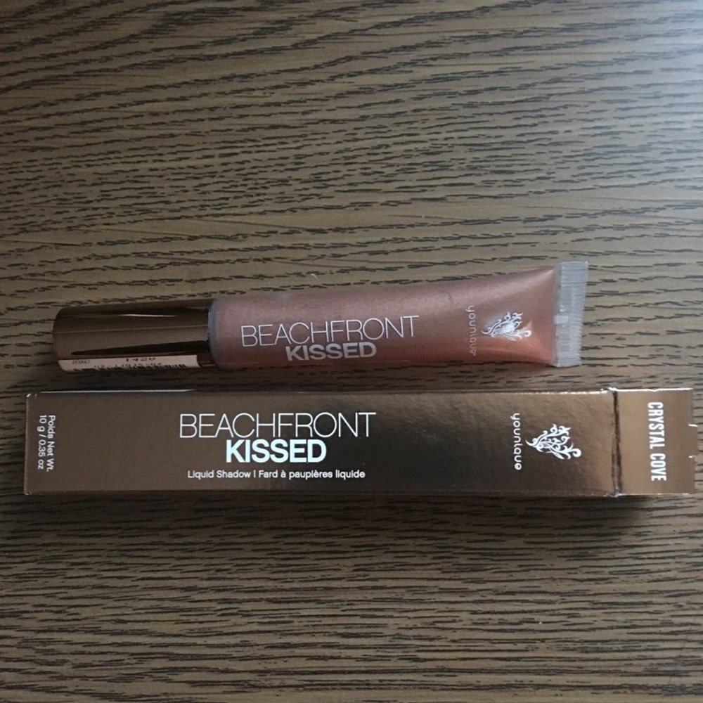 Younique liquid eyeshadow